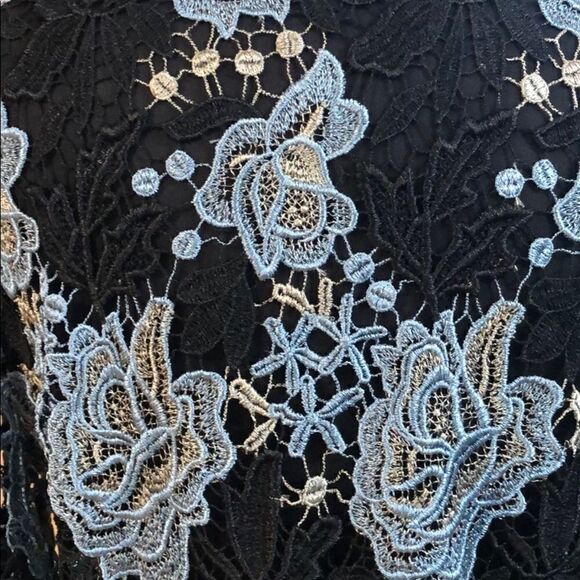 𝅺KOBI Halperin Lynn Embroidered Lace Bell Sleeve Blouse Size M - Picture 10 of 14